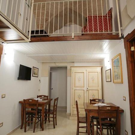 Lo Scrigno Barocco Bed and Breakfast Lecce Eksteriør billede