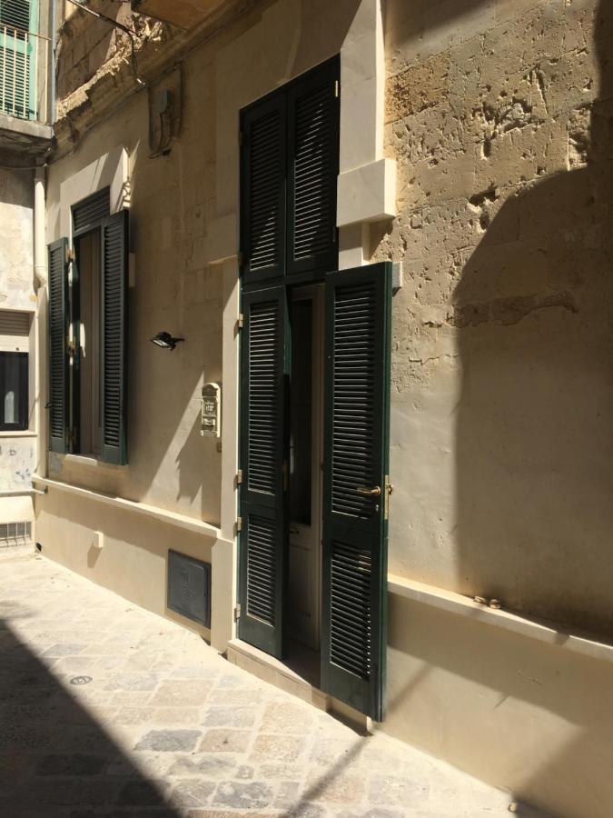 Lo Scrigno Barocco Bed and Breakfast Lecce Eksteriør billede